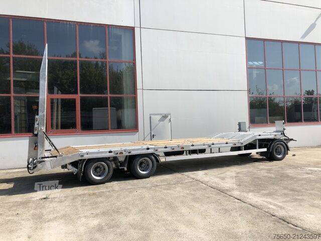 Low loader trailer Möslein T 3-6,60 VB  3 Achs Tieflader- Anhänger, Luftgefedert, Verbreiterung