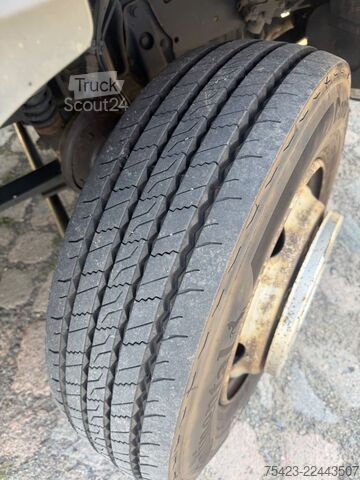 Furgons ar kasti MERCEDES-BENZ Atego 818 Koffer/LBW Automatik/Klima