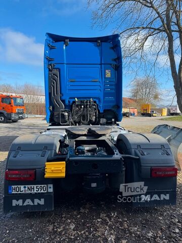 Vakio vetoauto MAN TGX XXL 18.520 4x2 LL SA