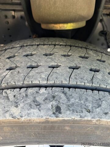 Vakio vetoauto MAN TGX XXL 18.520 4x2 LL SA