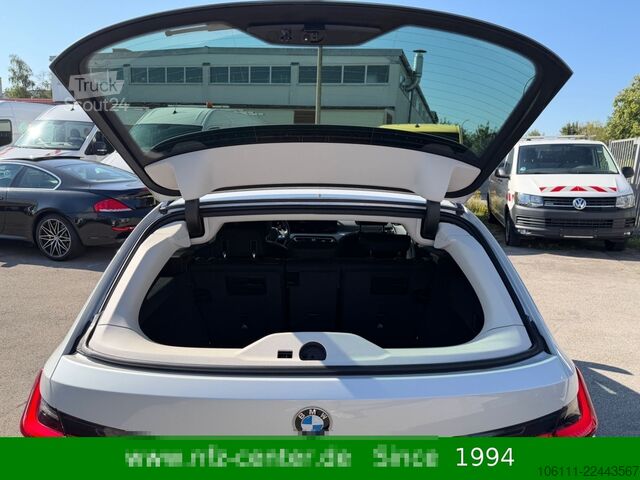 Minibusz BMW 320d xDrive Touring M-Shadow Driving Assistant