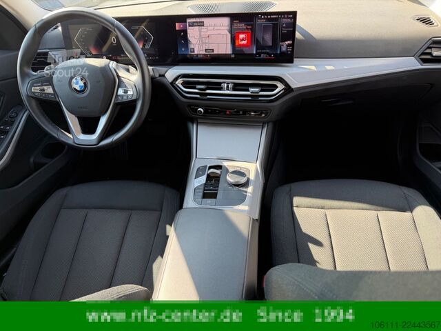Minibusz BMW 320d xDrive Touring M-Shadow Driving Assistant