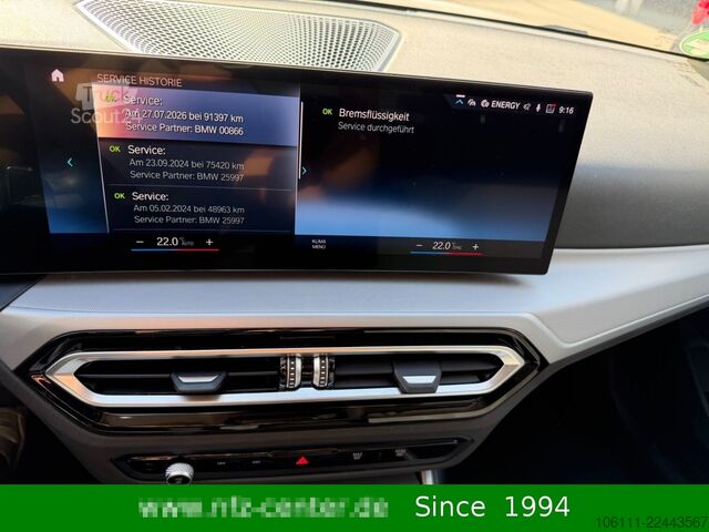 Minibusz BMW 320d xDrive Touring M-Shadow Driving Assistant