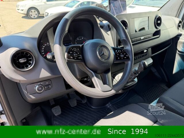 Minibusz MERCEDES-BENZ Sprinter III Kasten RWD/AWD 316 CDI RWD