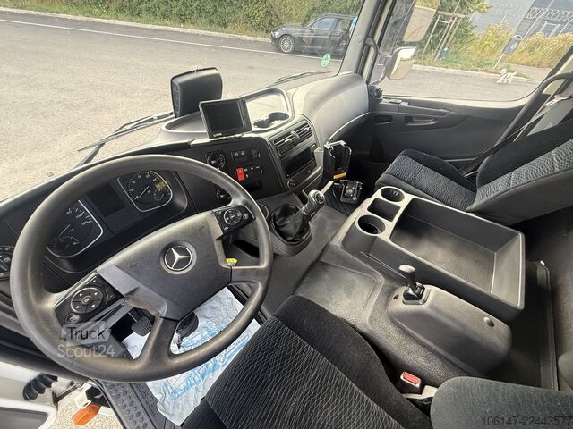 Vrachtwagen met bakwagen MERCEDES-BENZ Atego 818L E6, Klima, AHK, mech.Schaltung, LBW