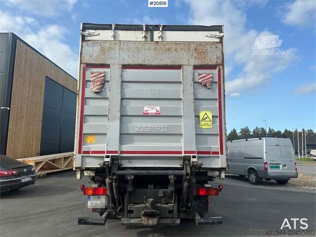 BDF-system Scania R480 3 axle container truck with/ lift.