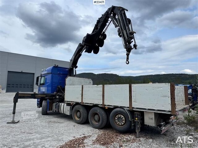 Nosturiauto Mercedes-Benz Arocs 3261
