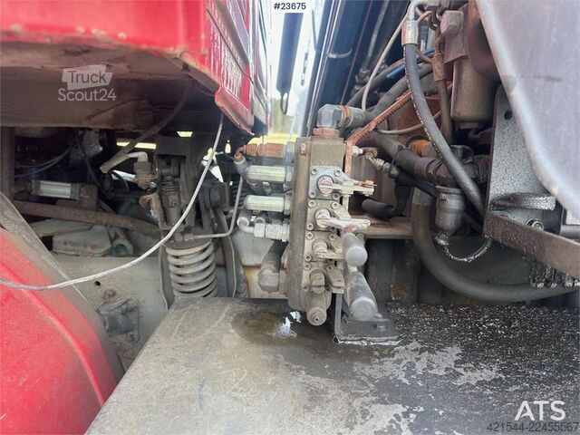 Kranbil Scania P93H crane truck with 14 t/m crane and Laxo attach