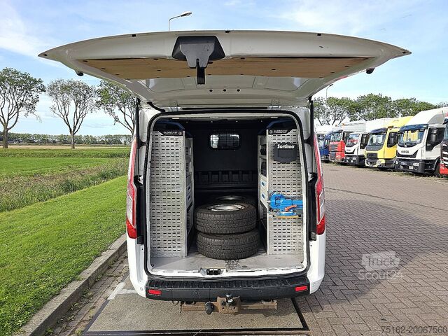Универсал с высокой крышей FORD TRANSIT CUSTOM 2.0 L1H1 Dub.-Cab. Navi