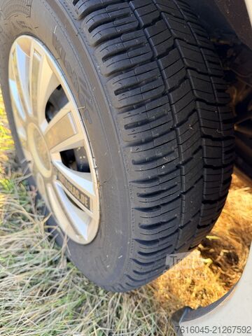 Foodtruck Prikolica za prigrizke Gastro Catering VW Foodtruck Imbisswagen Gastro Catering