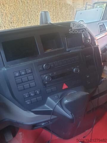 Camion et remorque MAN TGX 26.540 + Remorque Forestière LECINENA