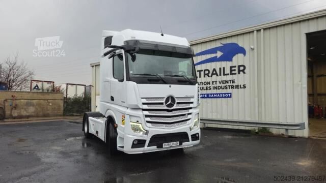 Tractor estándar Mercedes-Benz Actros 1853