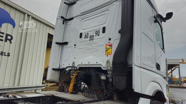 Tractor estándar Mercedes-Benz Actros 1853