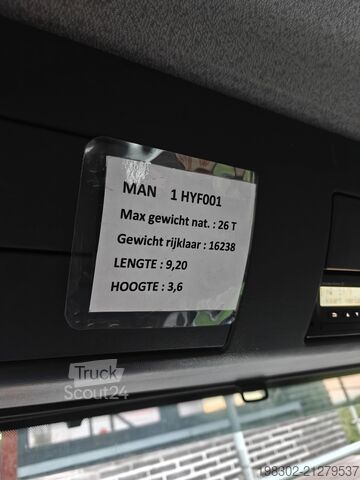 Grúa autocargante y sistema de gancho Man TGS 33.320