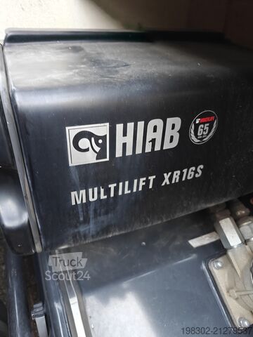 Grúa autocargante y sistema de gancho Man TGS 33.320