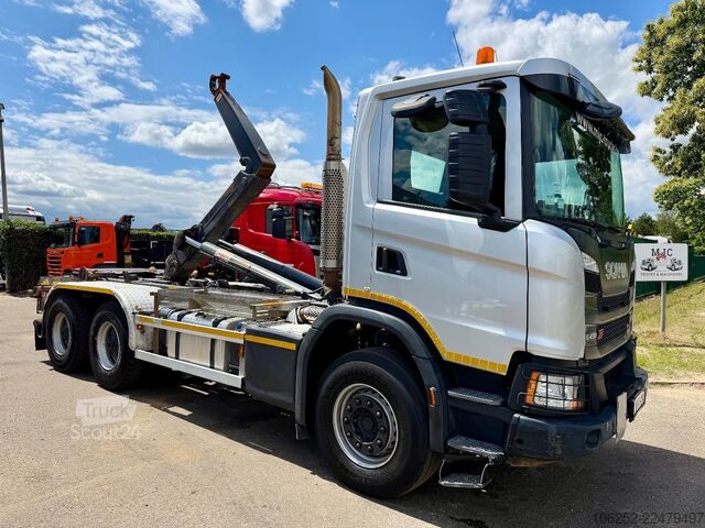 Sistema de brazo de gancho Scania G450 XT 6X4 AJK HOOKLIFT 20T - 5760mm - WB 3m90...