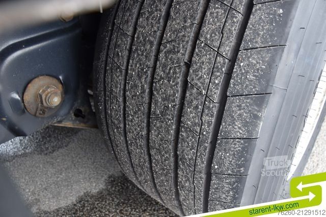 Auflieger mit Pritsche & Plane KÖGEL Megatrailer Hubdach Liftachse DC 9.5 Zertifikat