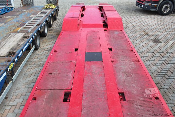 Dieplader oplegger voor het vervoer van bouwmachines BERTOJA carrellone culla vasca verricello usato