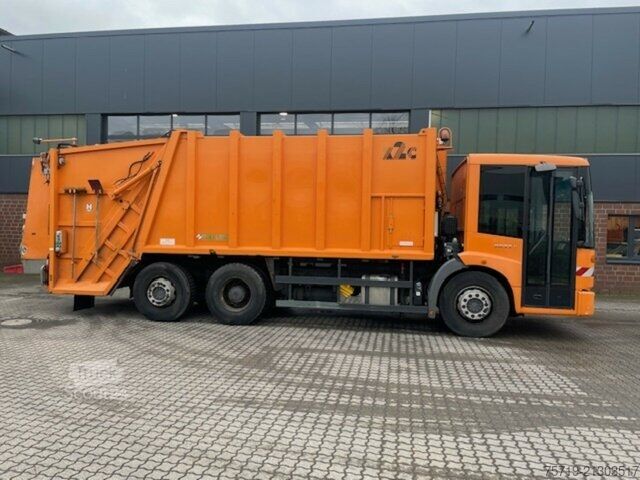 Autospecială de gunoi Mercedes-Benz 2633 6x2 Econic Haller M21/Zöller 2301