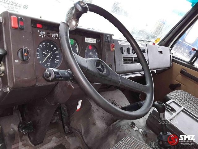 Camion-citerne Mercedes 1520