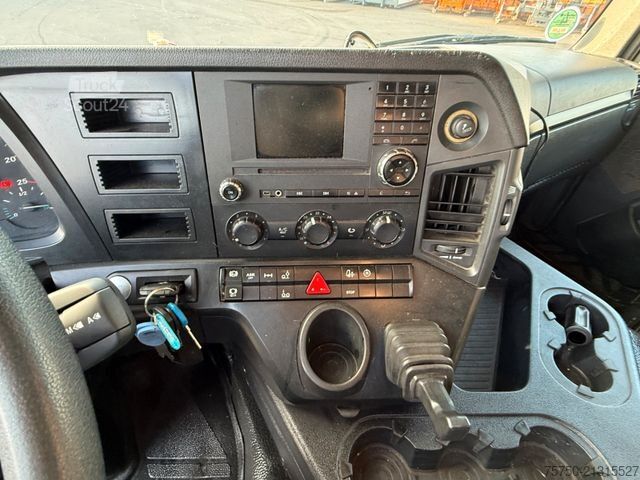 LKW-Fahrgestell MERCEDES-BENZ Arocs 3240 8x2 - 3 x Lenkachsen