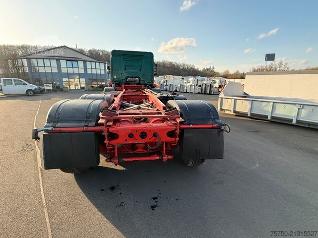 LKW-Fahrgestell MERCEDES-BENZ Arocs 3240 8x2 - 3 x Lenkachsen