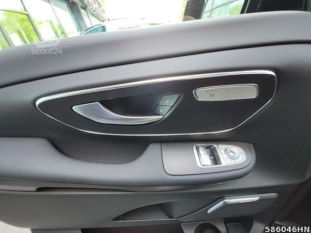 Minibús MERCEDES-BENZ V 300 STYLE 4MATIC AMG *AIRMATIC*PANO-DACH*AHK*