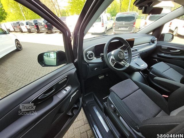Minibús MERCEDES-BENZ V 300 STYLE 4MATIC AMG *AIRMATIC*PANO-DACH*AHK*