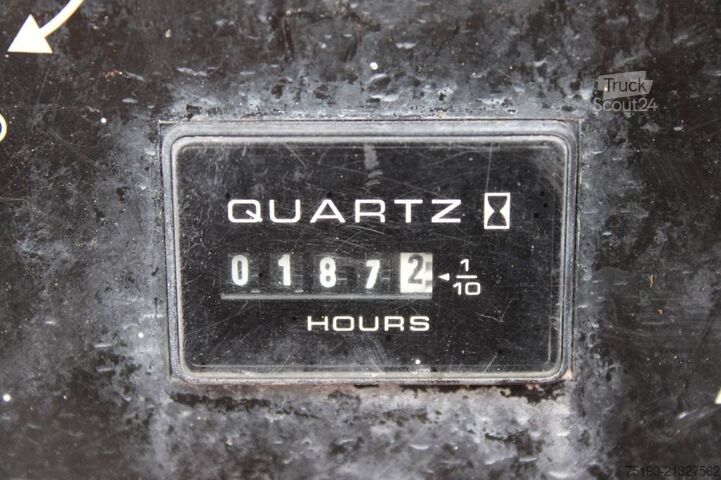 Ascensore a forbice JLG M 3369