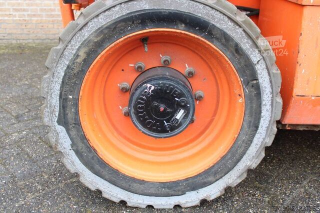 Ножичний підйомник JLG M 3369