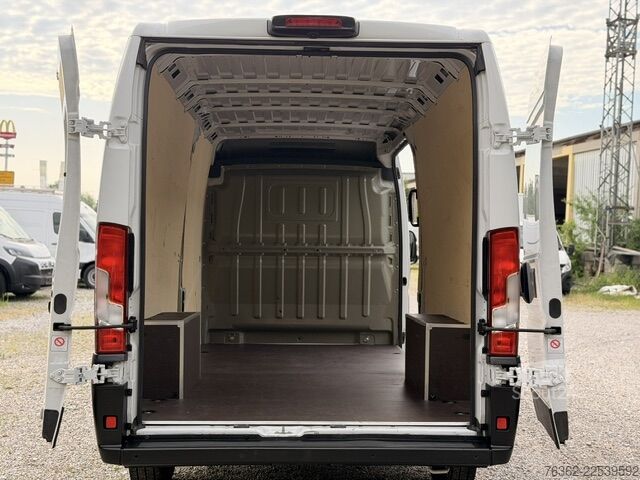 Furgon înalt și lung Fiat Ducato L4H2 180 LED Kamera Klima