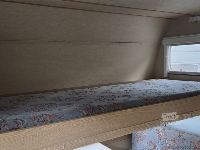 Karavan KIP KG 48 TN Wohnwagen Toilet + Etagenbett
