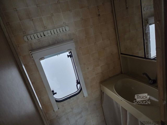 Karavan KIP KG 48 TN Wohnwagen Toilet + Etagenbett