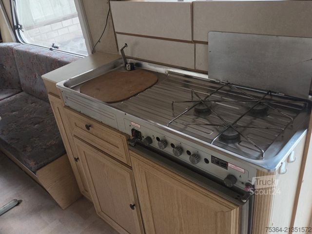 Karavan KIP KG 48 TN Wohnwagen Toilet + Etagenbett