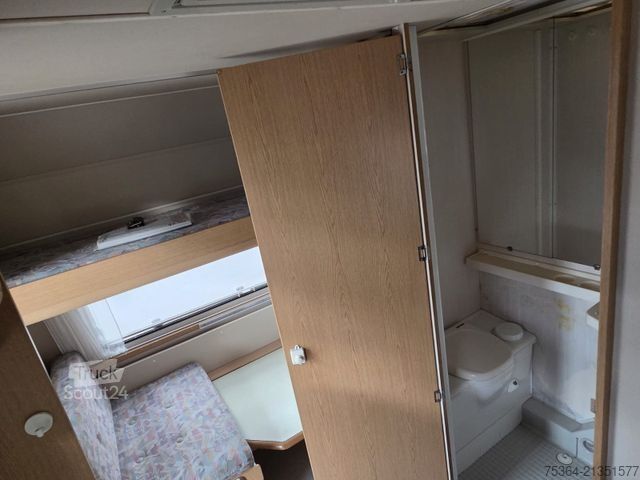 Karavan KIP KG 45 TLB Wohnwagen Toilet + Etagenbett