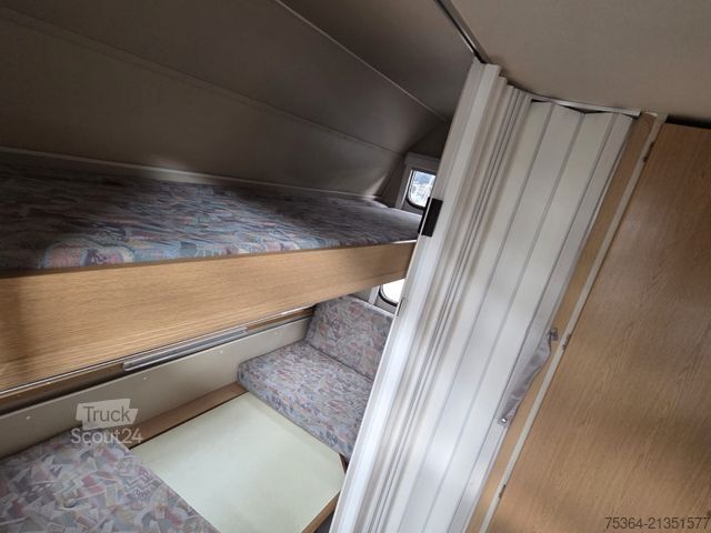 Karavan KIP KG 45 TLB Wohnwagen Toilet + Etagenbett