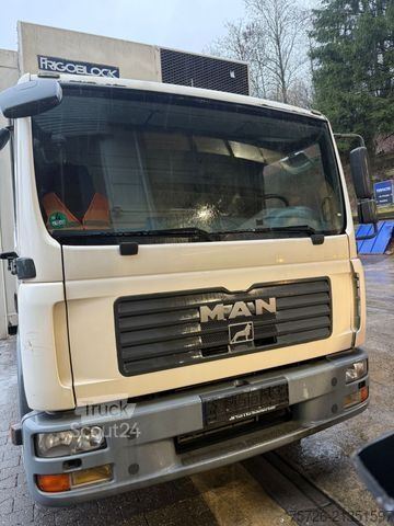 Рефрижераторный грузовик MAN 12.210 Kühlkoffer org 265 Tkm LBW Tüv 6/26