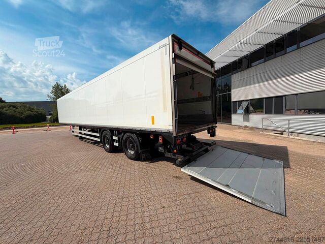Semi-remorque SCHMITZ CARGOBULL BP Trailer 2 akslet City