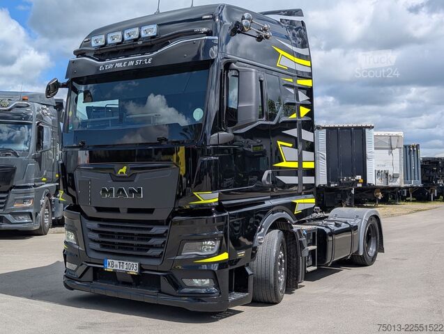 Trattore stradale volumetrico MAN TGX 18.520 LL SA Mega, "LONEWOLF"