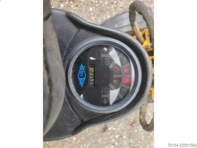 Дворен трактор  Job-Mann 100-30