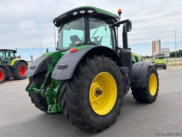 Трактор John Deere 8370R