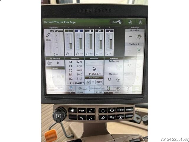Трактор John Deere 8370R