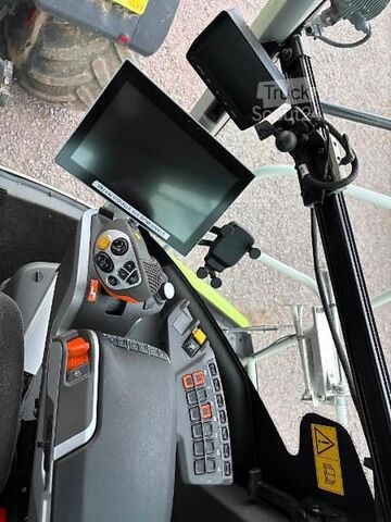 Силосоуборочный комбайн CLAAS Jaguar 970 E5