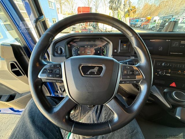 Tractor estándar MAN TGX 18.510 4x2 BL SA SZM Retarder 2 Tank Standkl