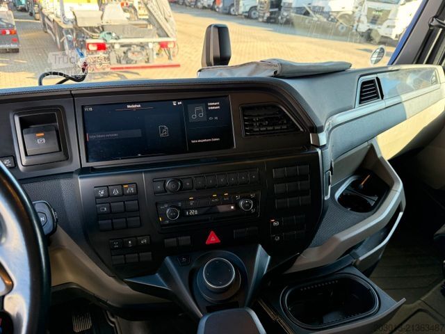 Tractor estándar MAN TGX 18.510 4x2 BL SA SZM Retarder 2 Tank Standkl