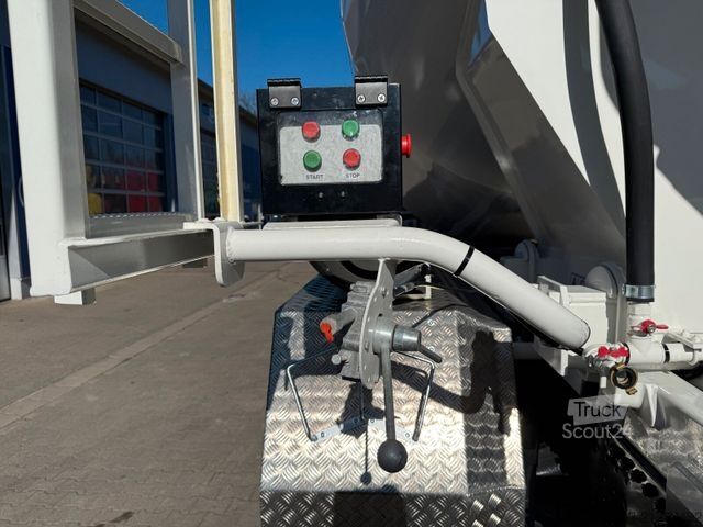 Betongblandarbilar MAN 35.440 8x4 BB CH Betonmischer Euromix 10 m³