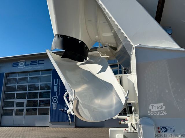 Betongblandarbilar MAN 35.440 8x4 BB CH Betonmischer Euromix 10 m³