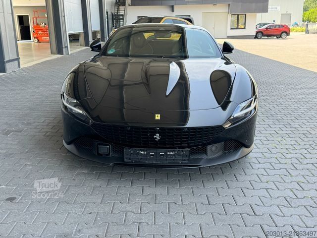 Van FERRARI Roma Coupe Schwarz