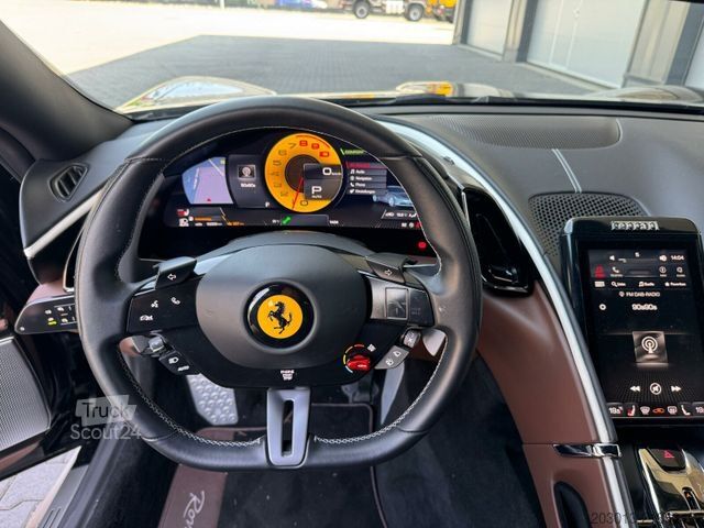 Fourgon FERRARI Roma Coupe Schwarz