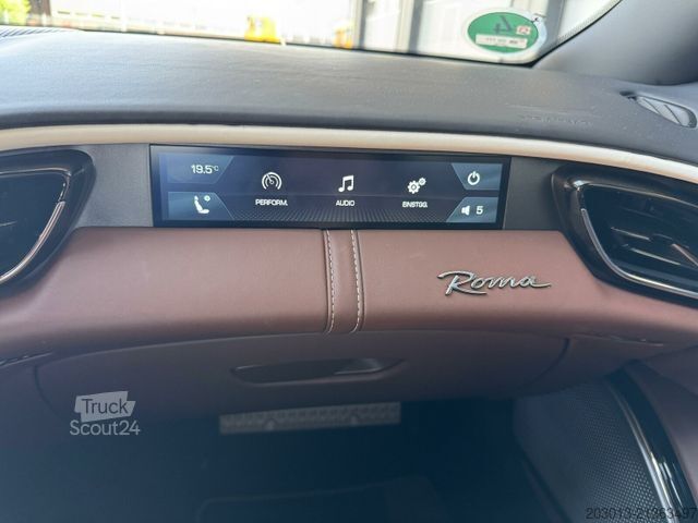 Fourgon FERRARI Roma Coupe Schwarz